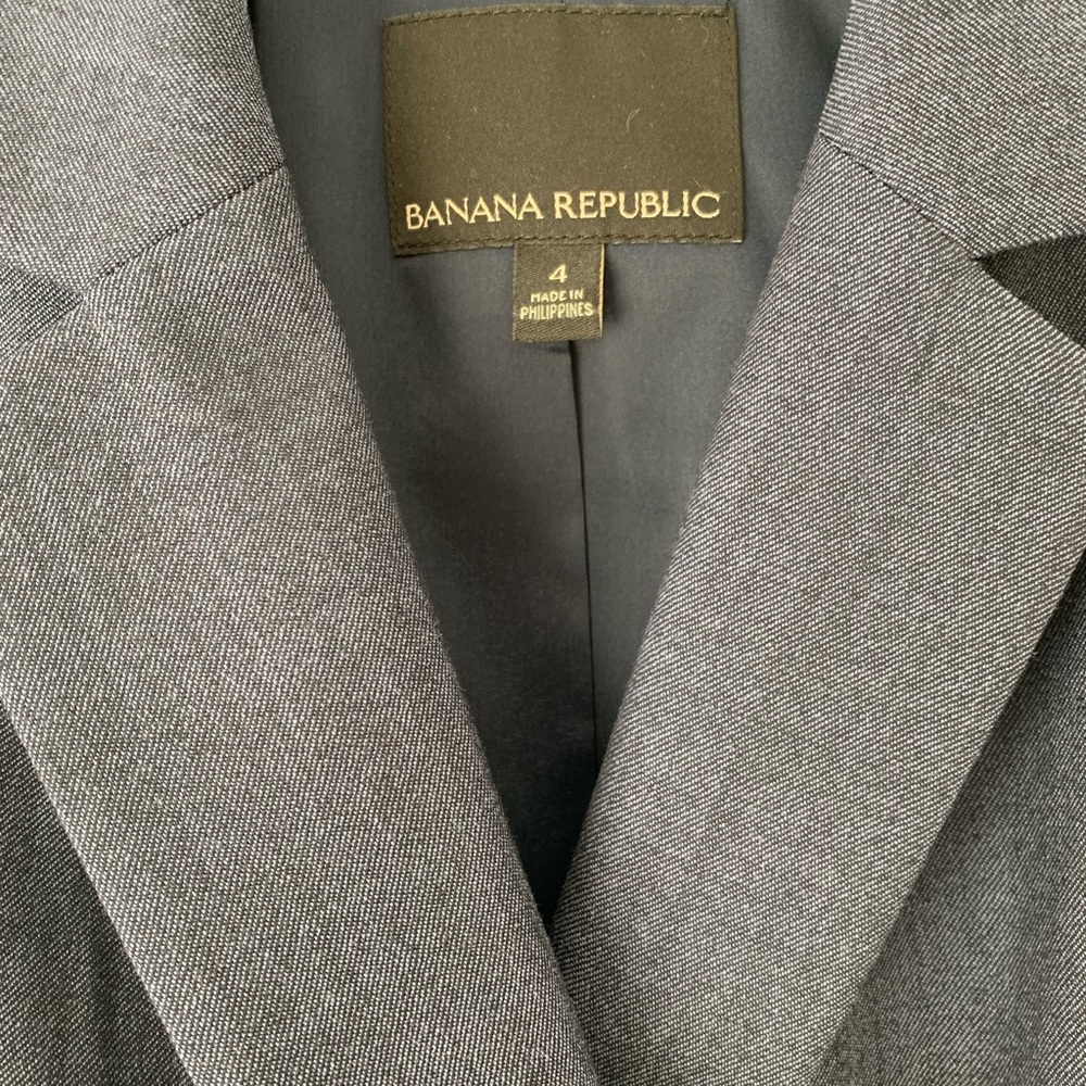 Banana Republic Navy Blue Wool Wrap Blazer Size 4 - Picture 3 of 5